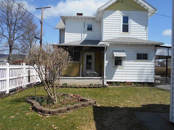 2nd image of 933-935 College Ave
