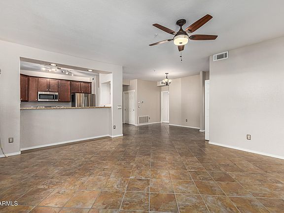 5th image of 1351 N PLEASANT Drive #1089