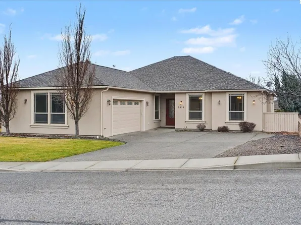 2815 Riverbend Dr, Richland, WA 99353