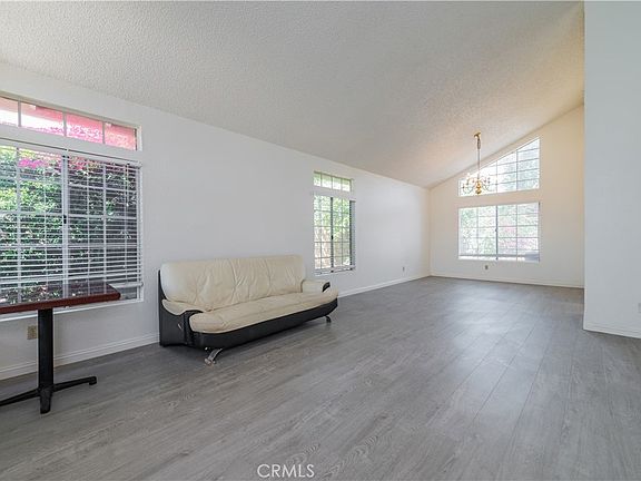 3rd image of 6452 Via Del Rancho