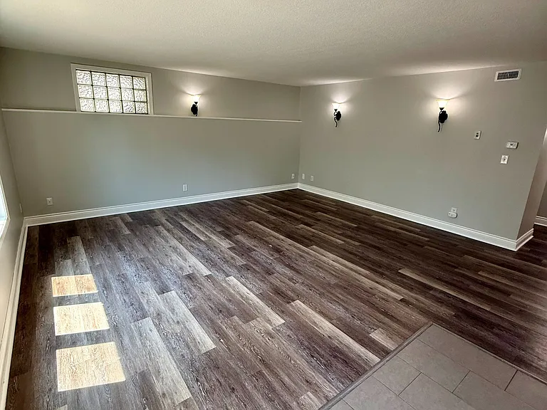 10 Carnegie Ln #2 — Photo 6