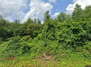 12 Cross Rd, Derry, NH 03038