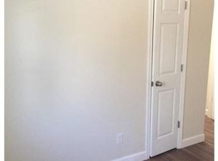 2530 N Ellamont St, Baltimore, MD 21216