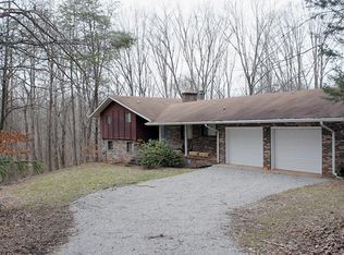1465 Hillsdale Dr, Cookeville, TN 38506