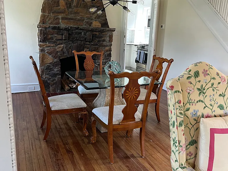 404 Lake Dr — Photo 4