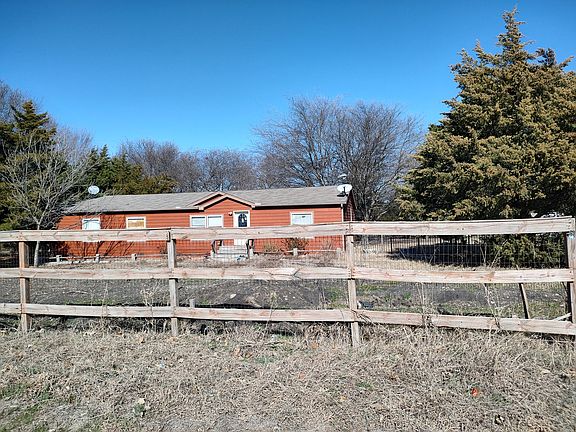 2nd image of 7879 County Road 392