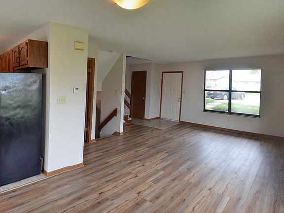 4th image of 18 Catamaran Dr