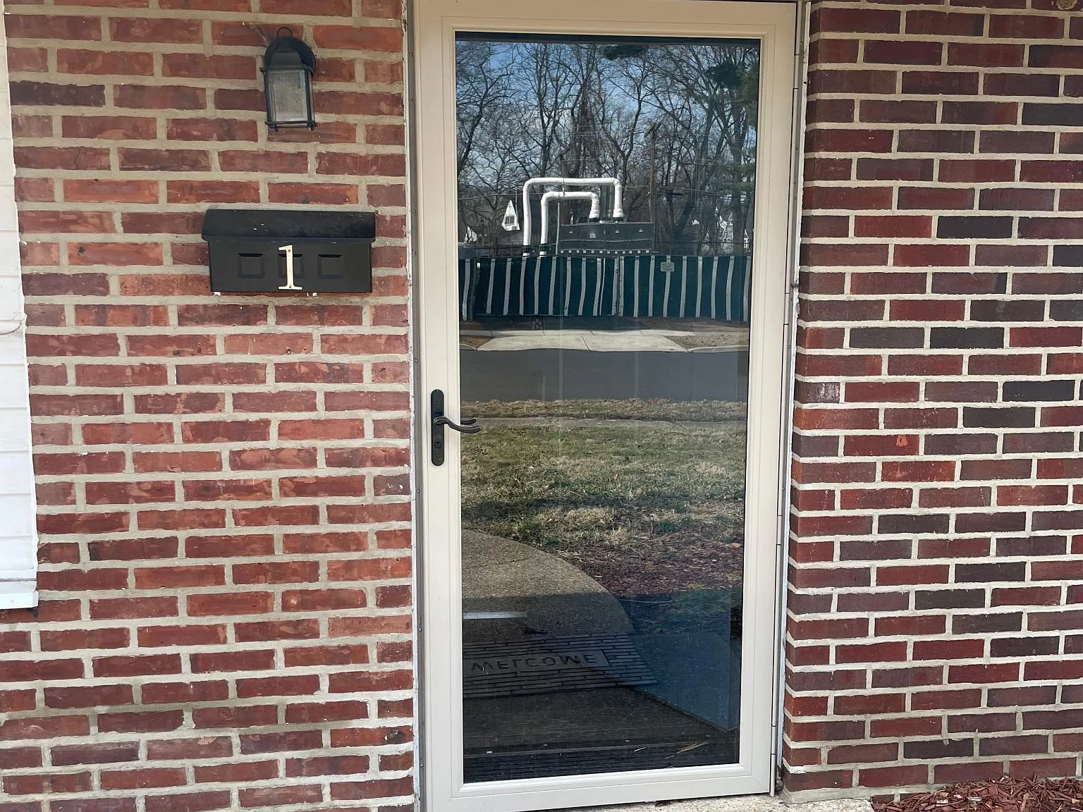 1 Keystone Ln — Photo 2