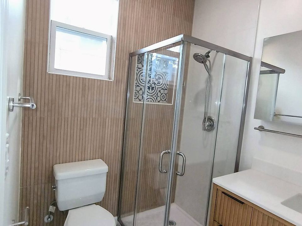 Master bedroom has ensuite bathroom