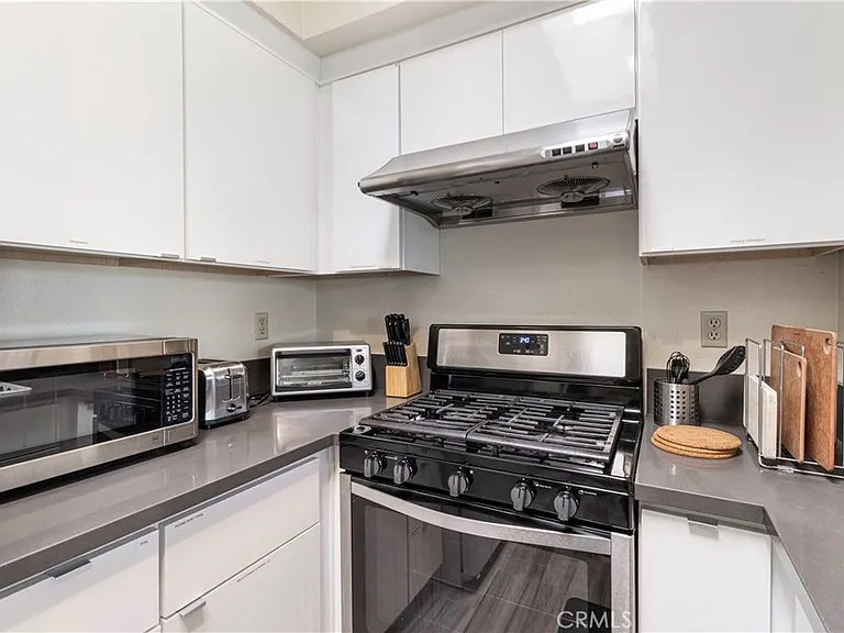 801 S 2nd St #4 — Photo 12