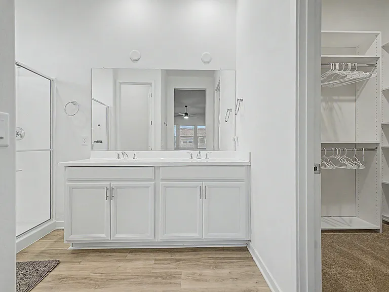 10112 E Trent Ave — Photo 18