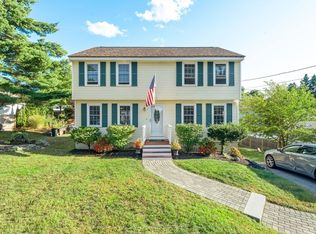 14 Lynbrook Rd, Methuen, MA 01844