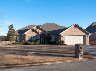 609 Mink Dr, Greenville, TX 75402