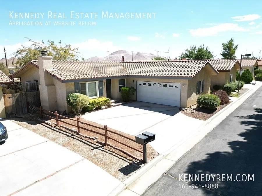 14212 Avon Dr