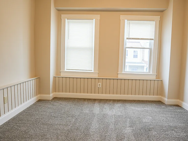 2813 W Mulberry St — Photo 20