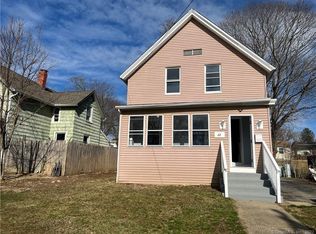 22 Viets St, New London, CT 06320