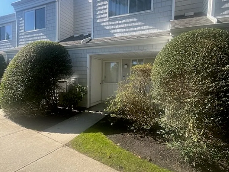 220 Montauk Hwy #53 — Photo 2