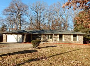20455 Brick Rd, South Bend, IN 46637