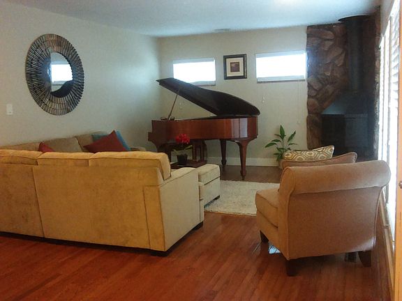 2nd image of 6880 S Virginia Hills Dr