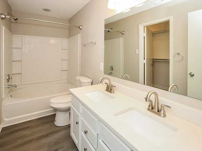 8636 Wheatfield Dr — Photo 13