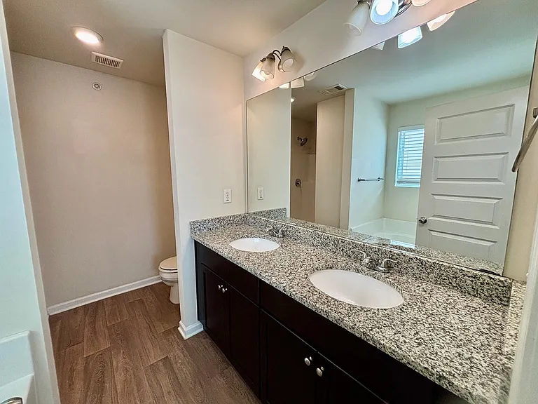 629 Carlton Pointe Dr — Photo 10