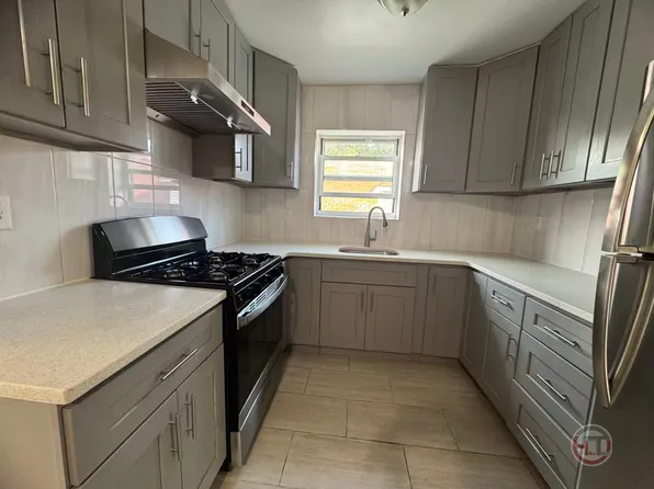 1553 Ohm Ave Floor 2, Bronx, NY 10465