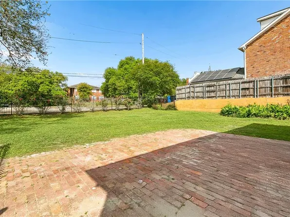 2401 New York St, New Orleans, LA 70122