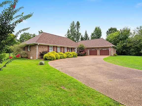 2nd image of 308 Pheasant Dr