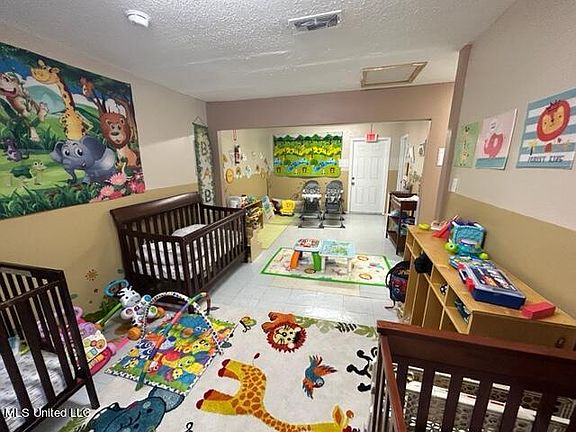 2nd image of 1508 S Edwards Ave