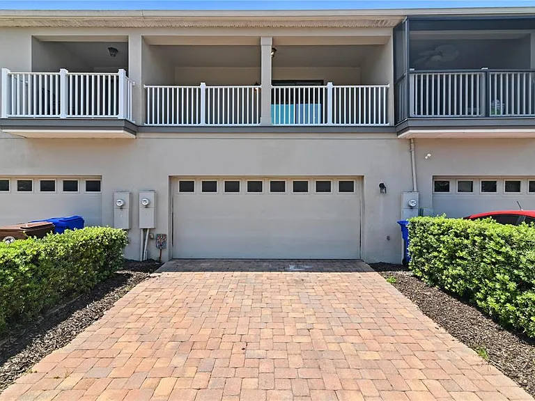 2913 Windmill Dr — Photo 2