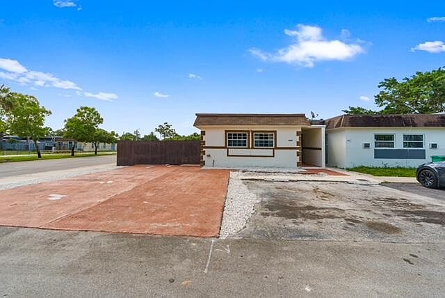 1st image of 3930 NW 207 St Road
