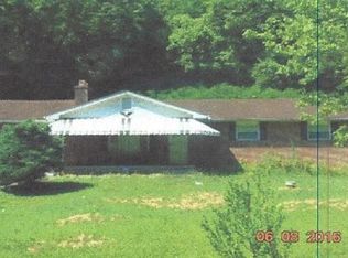 1035 Lower Twin Br, Hagerhill, KY 41222