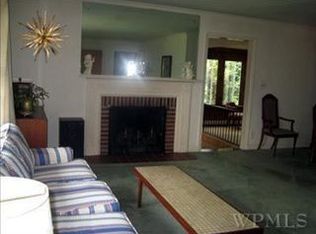 69 Tamarack Rd, Port Chester, NY 10573