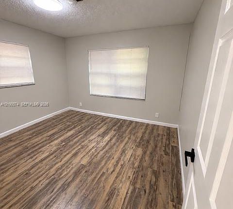 5th image of 156 NW 12th St APT 3