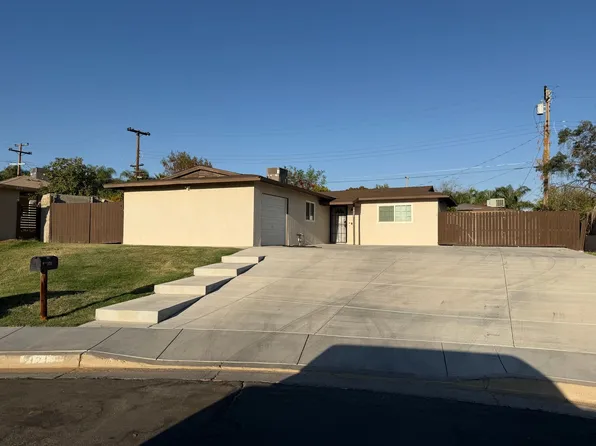 921 Hill St, Bakersfield, CA 93306