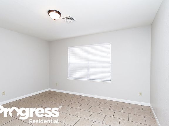3rd image of 2495 Casey Dr