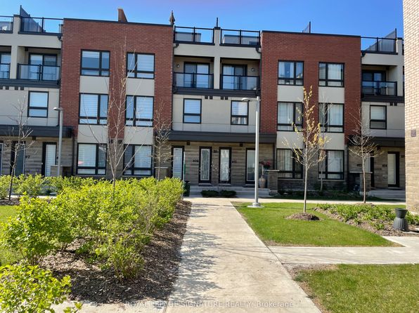 20 Woodstream Dr #11, Toronto, ON M9W 0G1