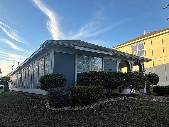 2nd image of 10925 Caldwell Ln
