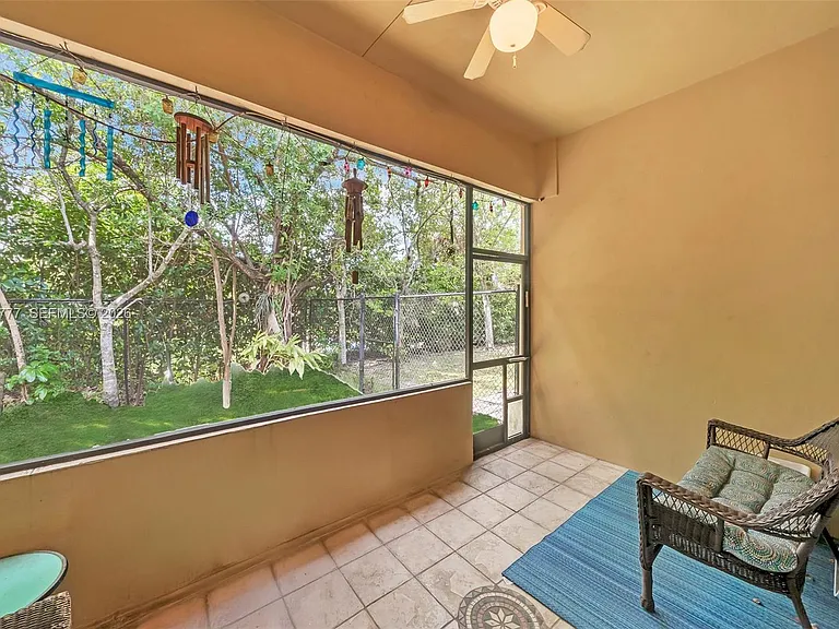8908 NW 40th St — Photo 32