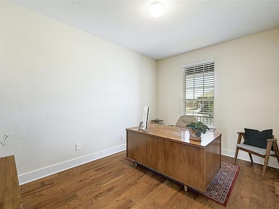 5th image of 129 Alba Ave