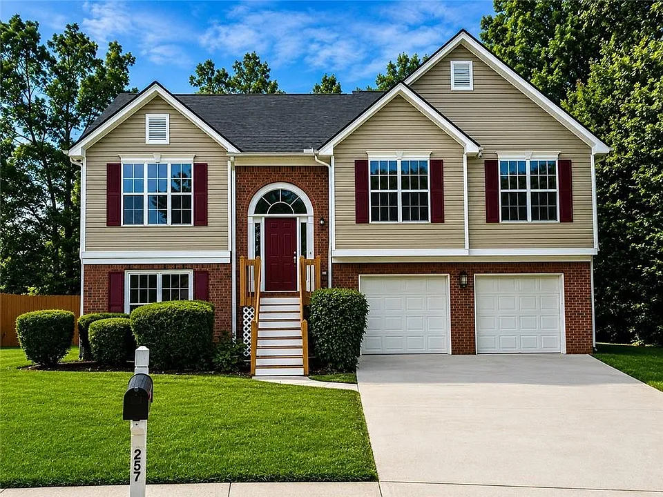 2575 Hamilton Chase Run