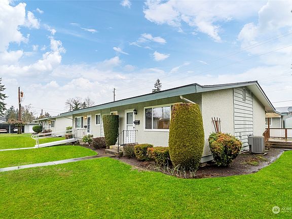3rd image of 1100 7th Avenue SE #9