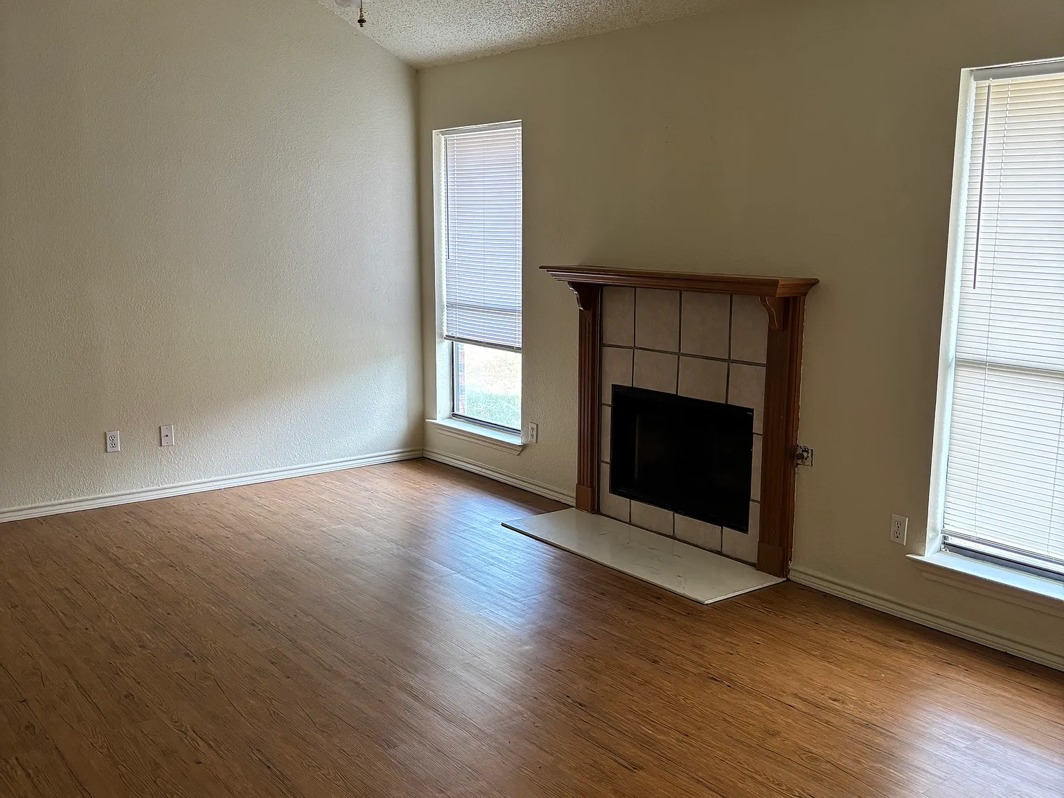 3 bed, 1284 sqft, $1,750 — Photo 2