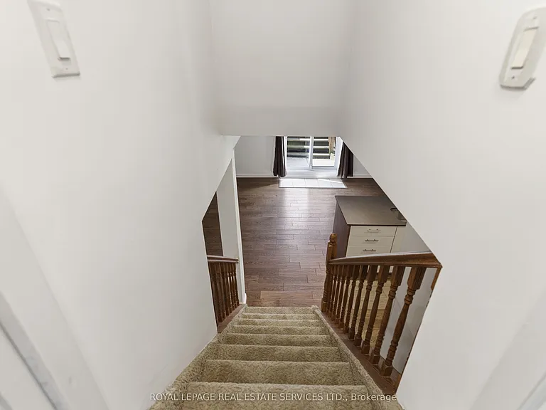 341 Rexford Dr — Photo 28