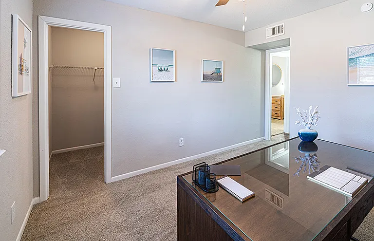 Captain's Landing Apartments — Photo 39