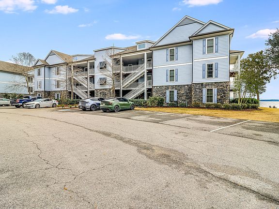 5th image of 1198 Bridgeview Ln