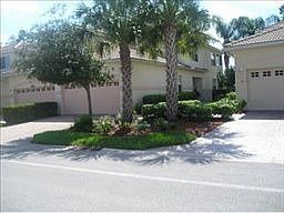 1st image of 3963 Bishopwood Ct W Unit 102