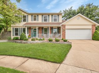 609 Audubon Place Ct, Ballwin, MO 63021