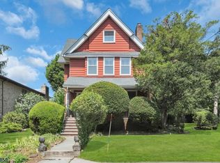 475 Morse Ave, Ridgefield, NJ 07657