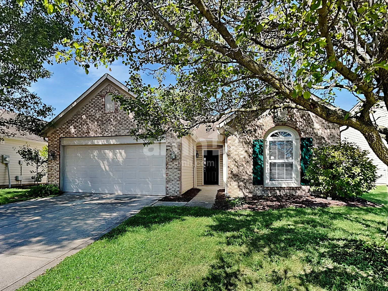 3 bed, 2.0 bath, 1444 sqft, $1,870 — Photo 1